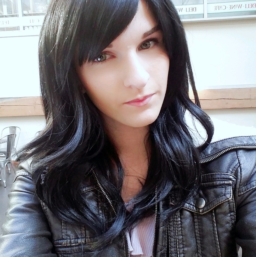 Meet your Posher, Kim